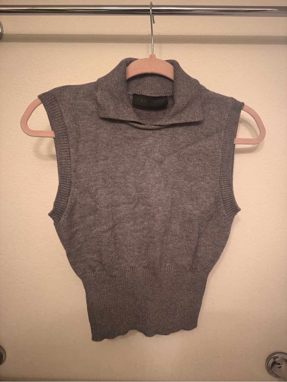 Zara Gray Sleeveless Cowl Neck Sweater